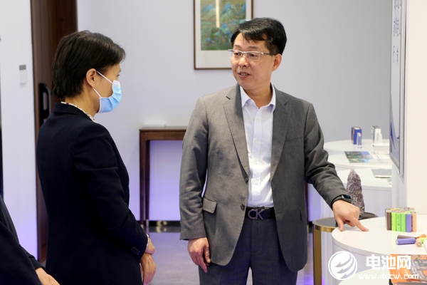 东营市垦利区区委常委/副区长张素霞一行到访海融网山东总部