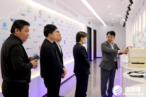 东营市垦利区区委常委/副区长张素霞一行到访海融网山东总部