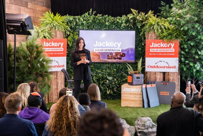 户外电源,电小二,太阳能