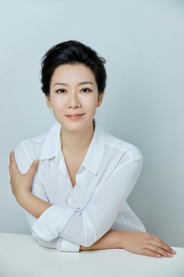 深圳市润海电子有限公司 董事长 曹延娜