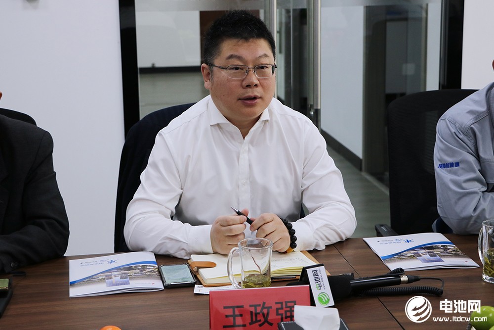 中国电池新能源产业链调研团一行参观考察顶皓新能源