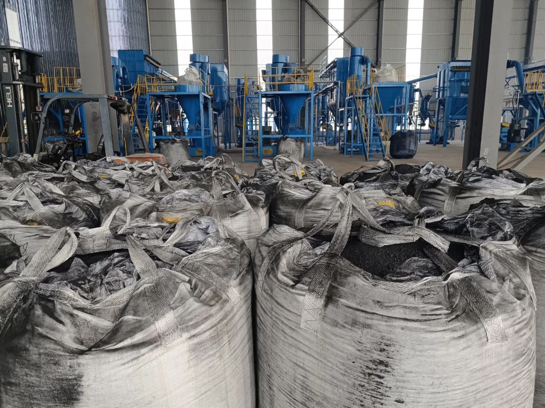 云南云县年产18万吨锂电池新材料一体化一期项目建成投产