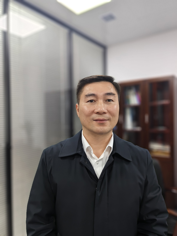 深圳市德赛电池科技股份有限公司总经理何文彬