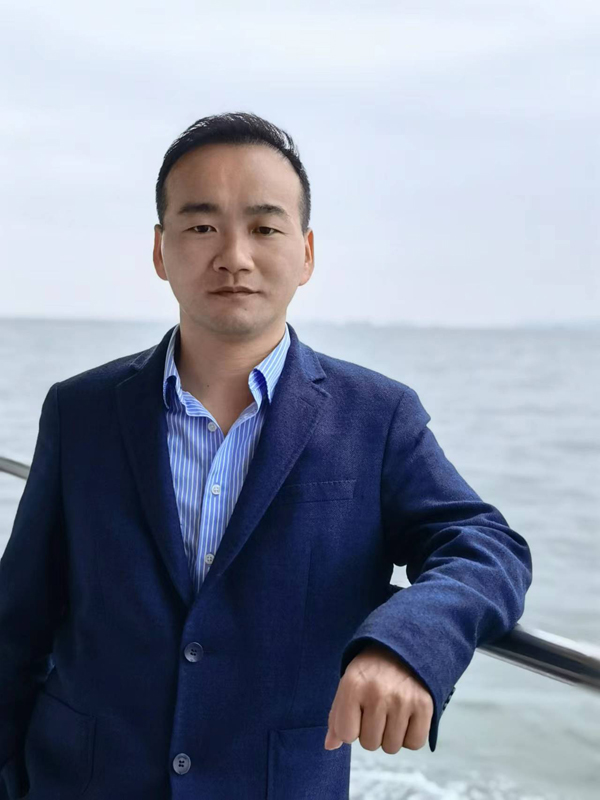 深圳华腾时代实业有限公司总经理潘林