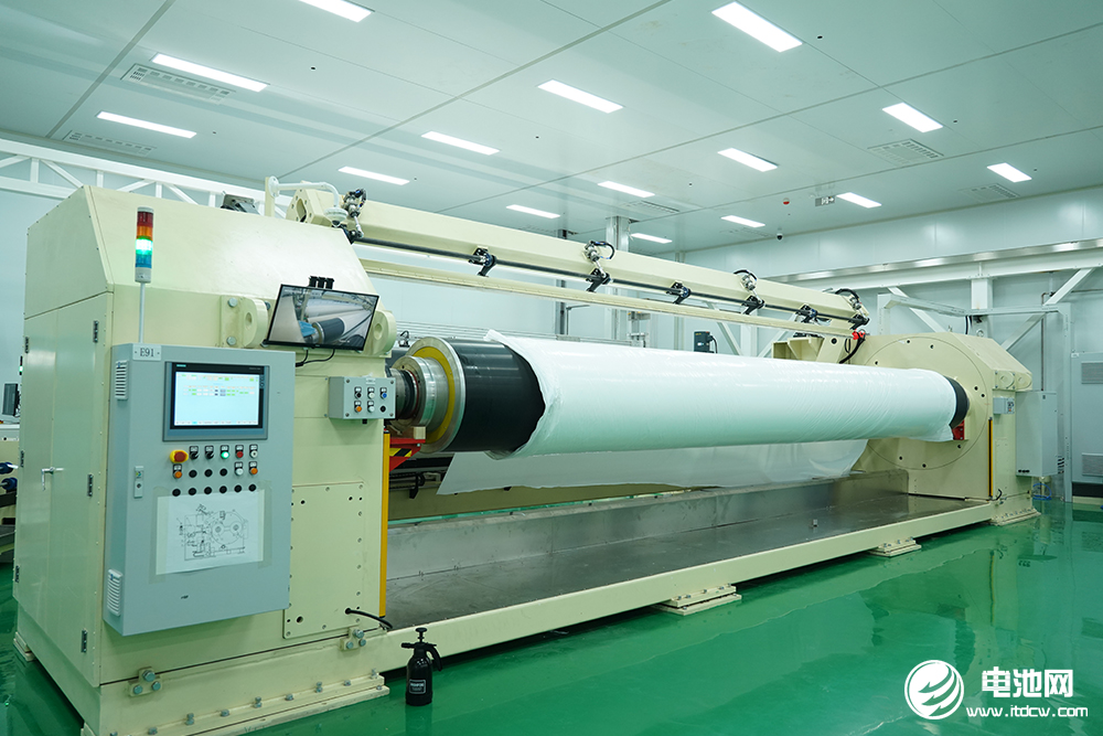 国产化设备助推隔膜产业升级 蓝科途技术革新破新局