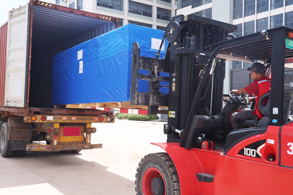 利元亨欧标高端注液机出货法国 助力提高电池性能与安全