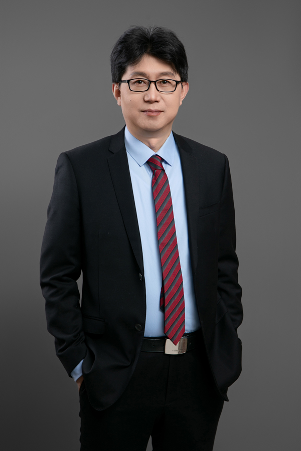 青岛联合新能源汽车有限公司 董事长 刘同鑫