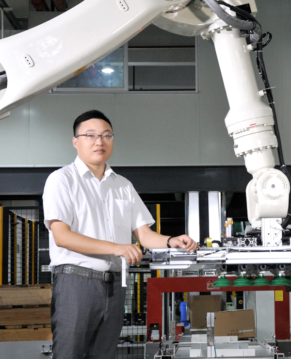 易事特集团股份有限公司 董事长 何佳