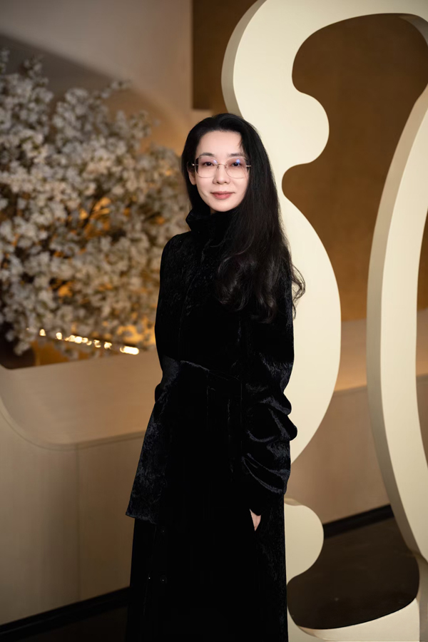 深圳市润海电子有限公司 董事长 曹延娜