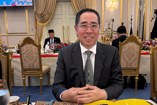 电池百人会理事——星源材质董事长陈秀峰