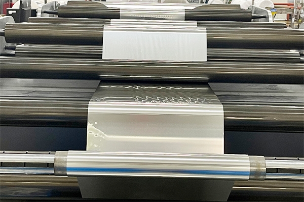 电池铝箔加工费渐走高 这些国内厂商正加速扩产