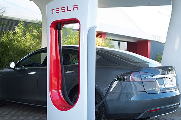 通用汽车：明年起电动汽车将接入特斯拉超级充电网络