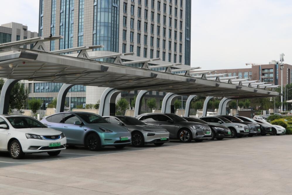 1月我国新能源汽车产销双降 动力电池装车量16.1GWh