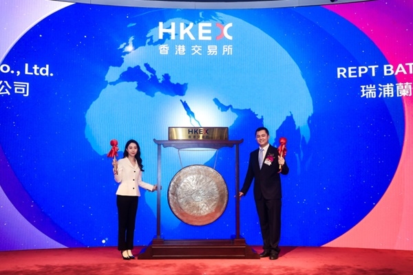 青山系锂电池公司登陆港交所上市 港股市值超越中创新航