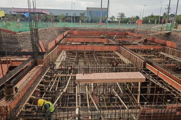 坐标甘肃金昌！锂电池装备生产与年产万吨硅碳负极材料项目开建