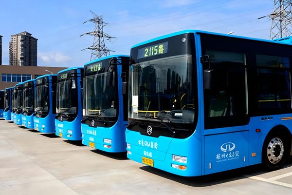 实现落地突破！希倍动力钠电池启动电源批量装车厦门金旅公交