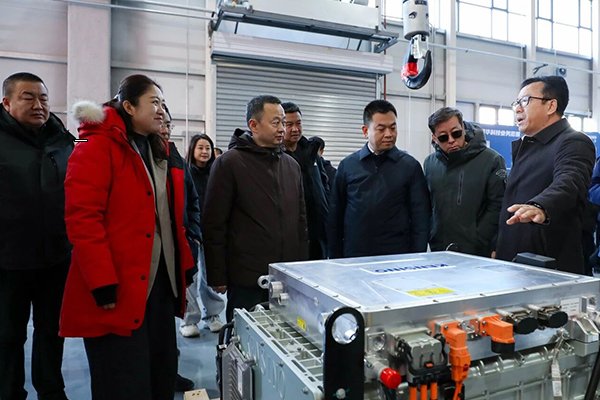 200台氢能重卡交付！鲲华科技新疆伊吾氢能基地正式投运