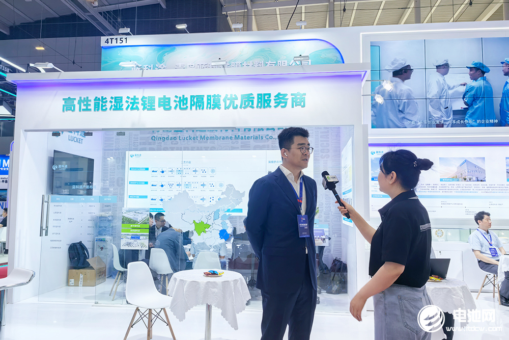  青岛蓝科途膜材料有限公司执行董事杨波