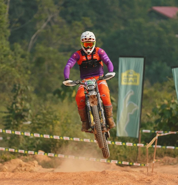 20秒碾压级优势！孚能科技赋能虬龙雨林赛道上演“电驱传奇”