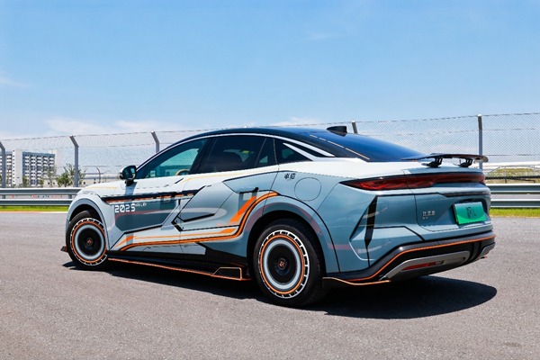 比亚迪汉家族交付破百万