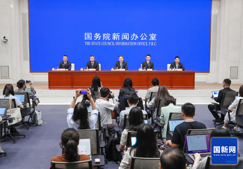 新闻发布会现场（刘健 摄）图源：国新办