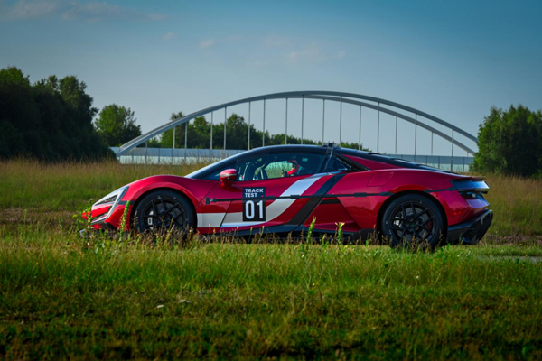 472.41km/h！仰望U9赛道版问鼎全球电车极速纪录