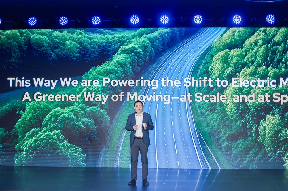 宁德时代全球业务高级总裁、首席客户官谭立斌发布欧洲战略