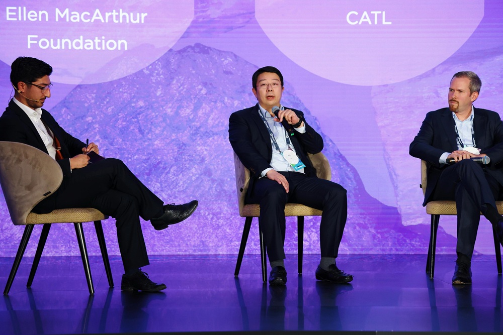 宁德时代副总经理、董事会秘书蒋理