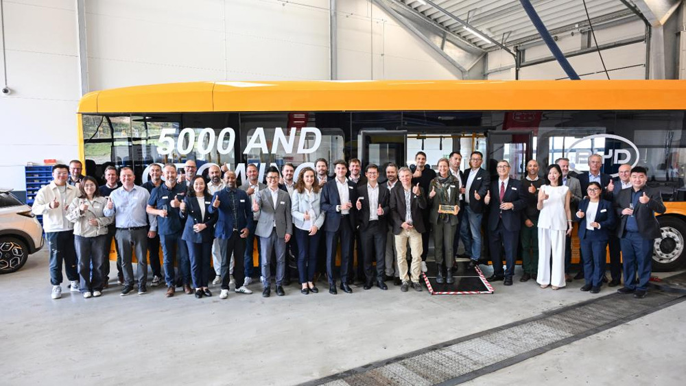 比亚迪欧洲第5000台大巴下线