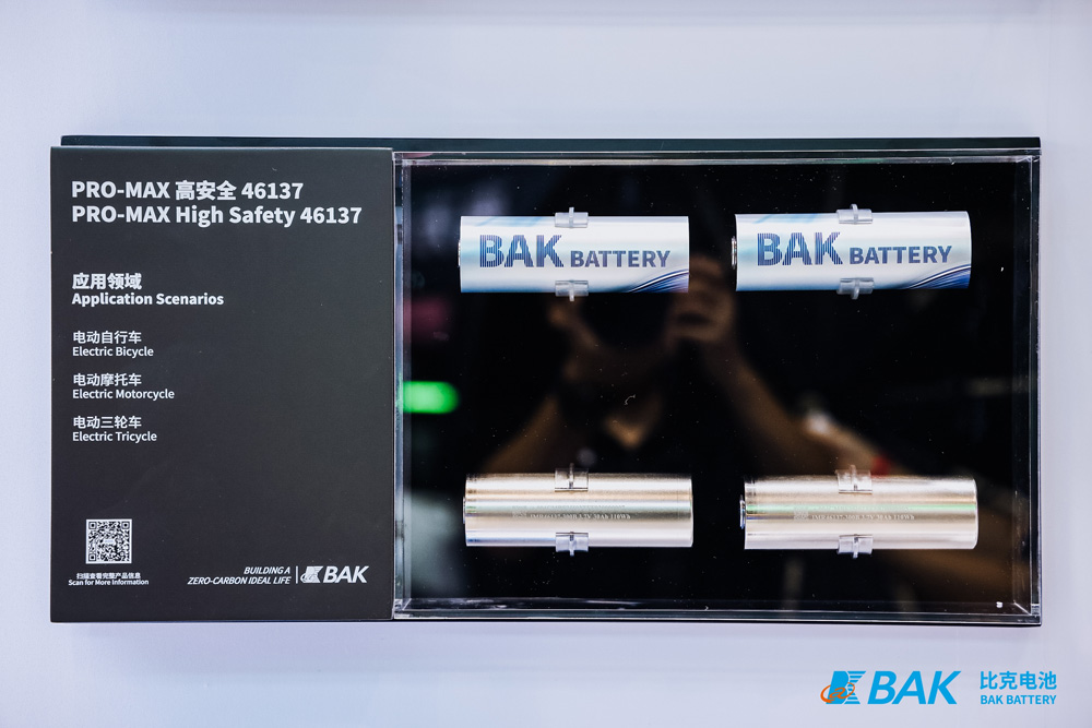 以“真安全+超经济”双引擎驱动 比克电池亮相摩博会