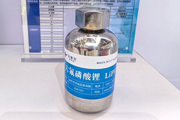 【电解液周报】瑞浦兰钧下发超80万吨电解液大单！8月我国出口六氟磷酸锂约1262吨