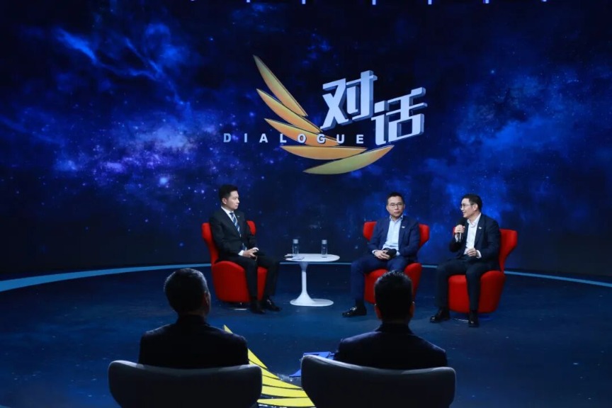 历史级时刻!万亿级大产业,引爆全球 历史级时刻!万亿级大产业,引爆全球