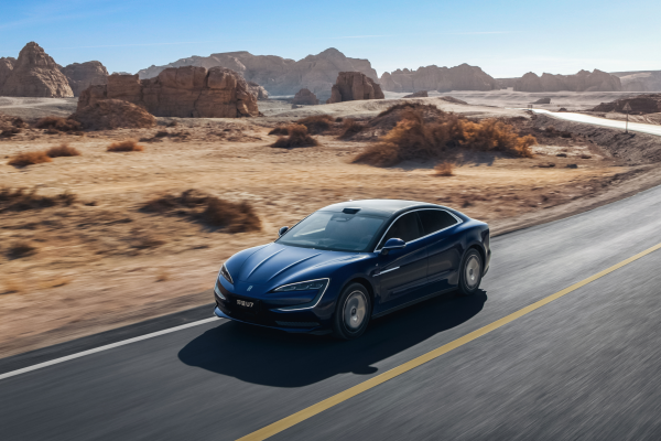 仰望汽车全系登陆广州车展