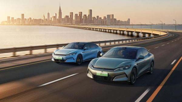 与时代进取者同行！比亚迪汉L唐L补贴后19.48万元