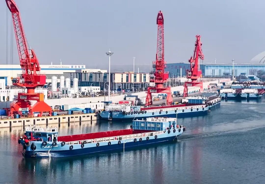 “济宁6006”升级版纯电动货船