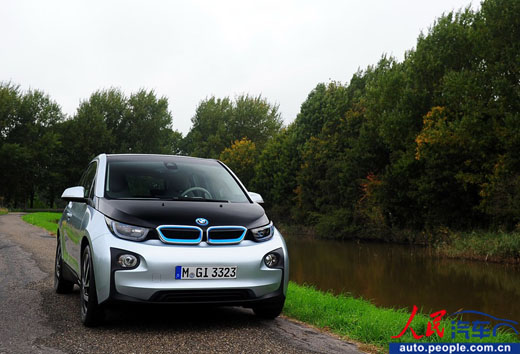 宝马电动车将上市 充电1小时跑130公里 