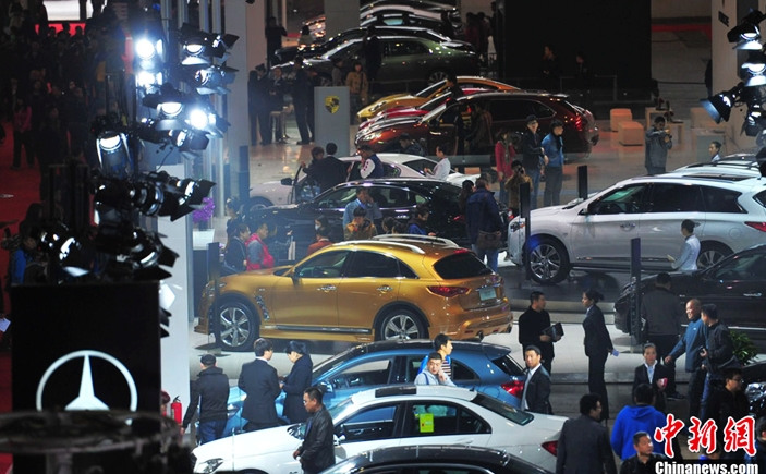 多地出台政策推广新能源车 成今年车市新增长点 