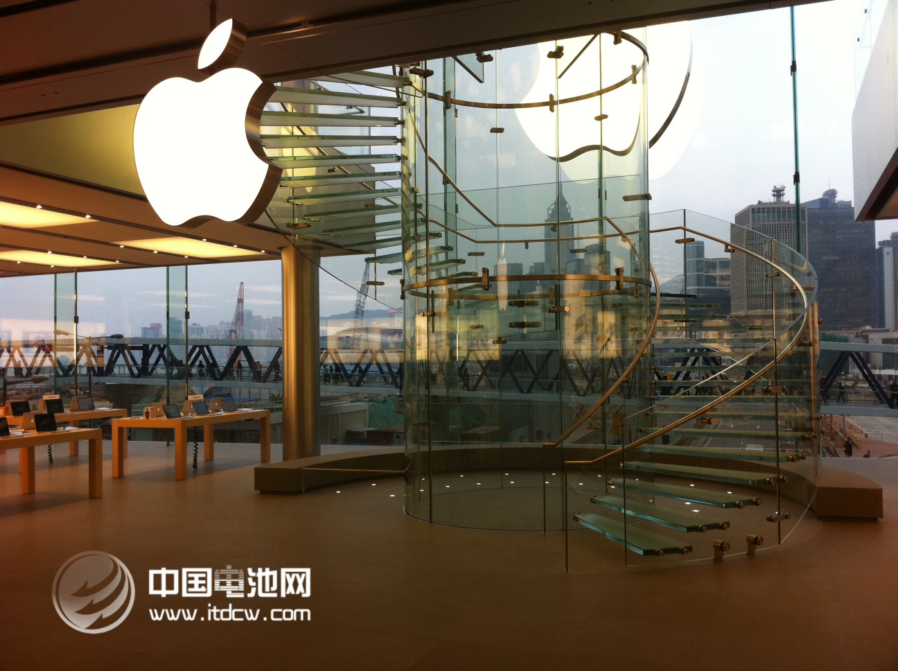 苹果要将主要阵地移到中国