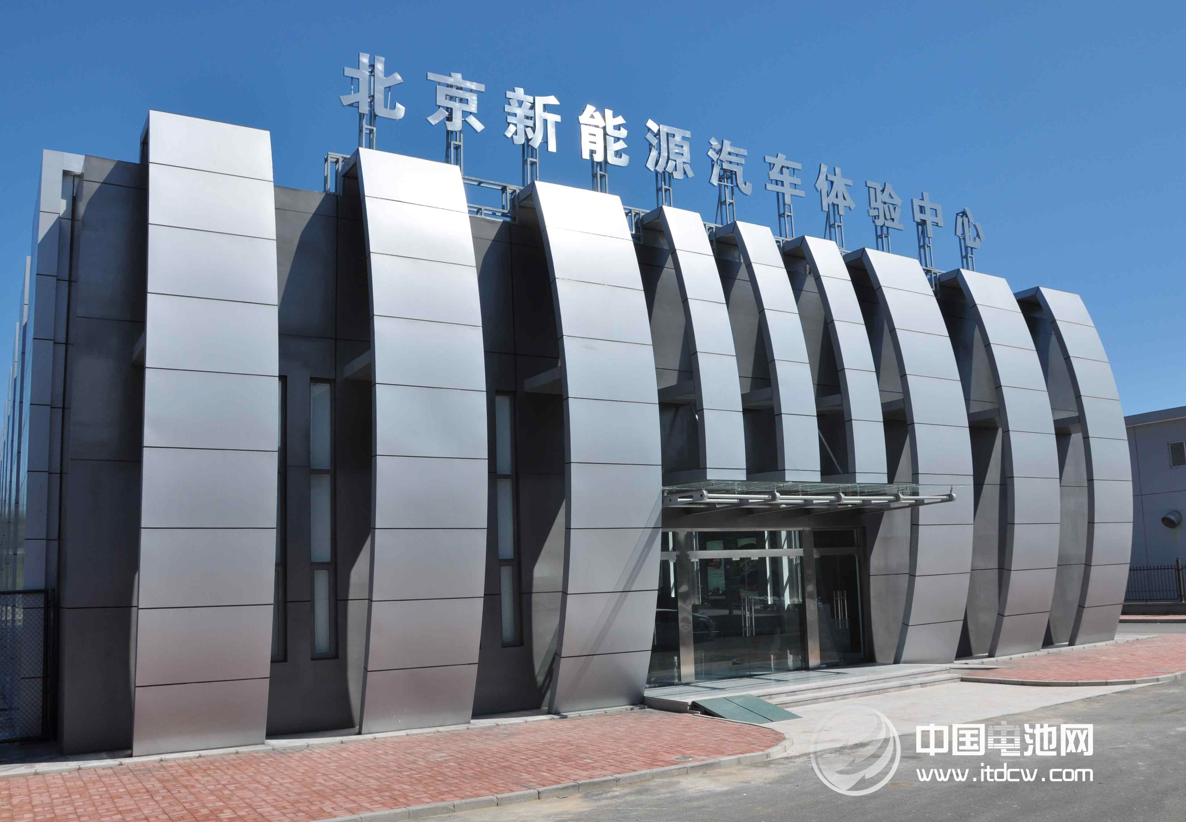 技术瓶颈  新能源车的春天还有多远？