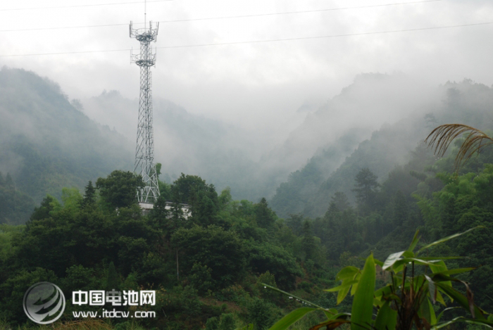 通信锂电路径选择：三元材料or磷酸铁锂？