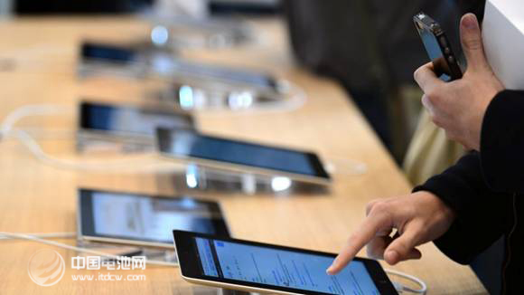 2013年法国平板电脑的销量首次超过计算机