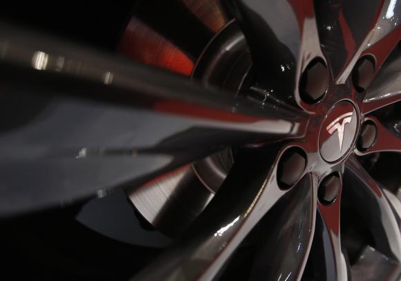 电动汽车八大质疑：特斯拉是真实还是谎言？