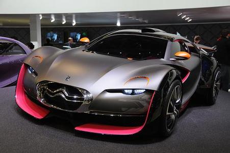 液流电池车亮相 混合动力和电动跑车成行业新宠