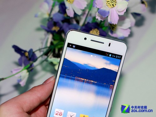 中国好美手机 八核北斗青葱X1在京发布