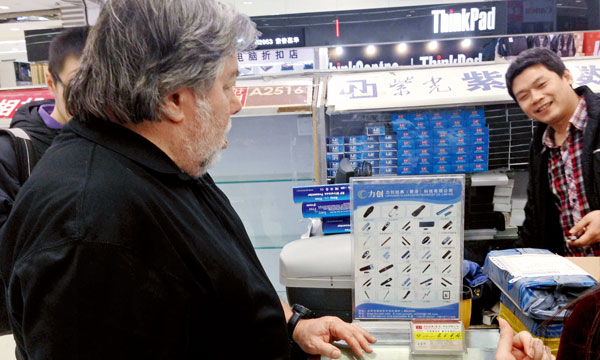 沃兹尼亚克：传奇极客的新能源梦想