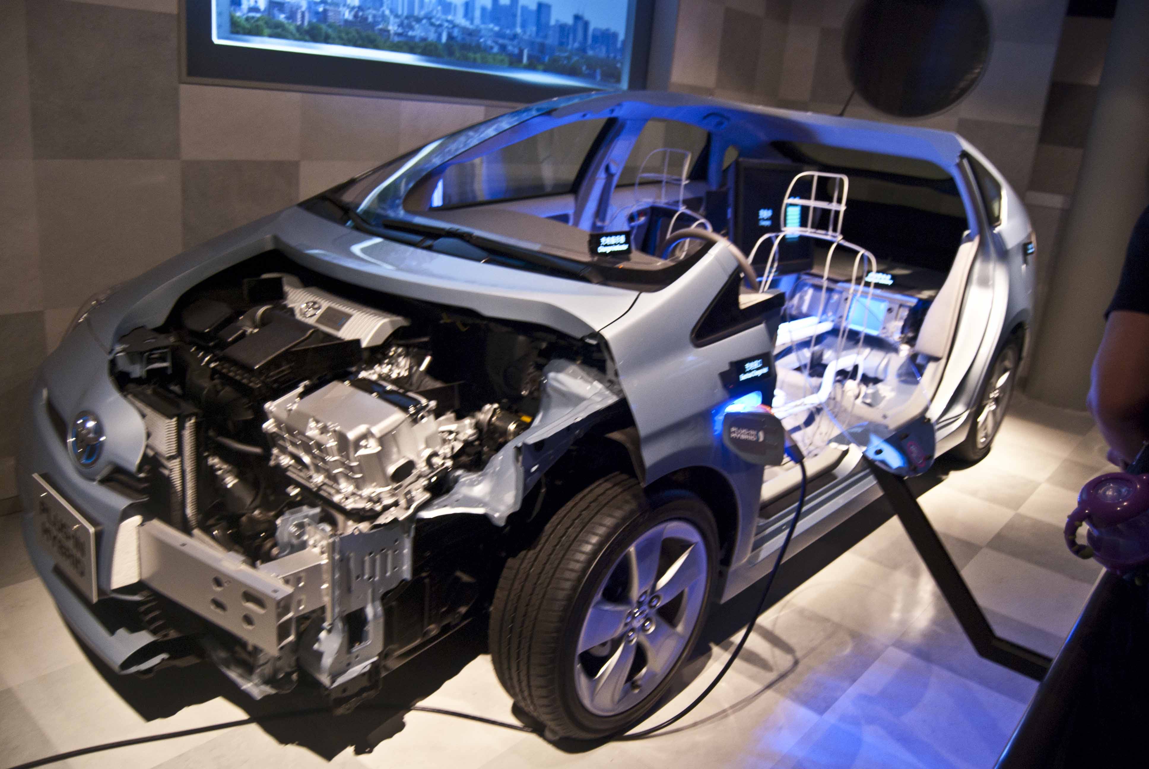 世界巨头开发电动汽车竞争白热化 日本能胜出？