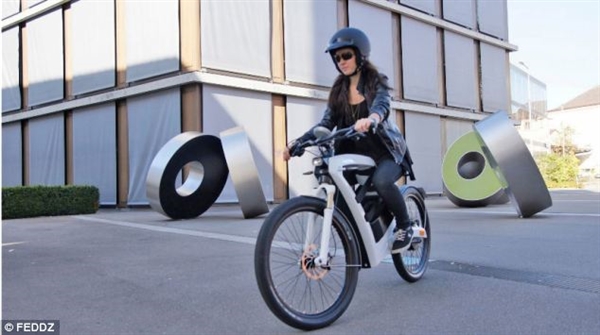 德国超牛天价电动自行车 外形好眼熟