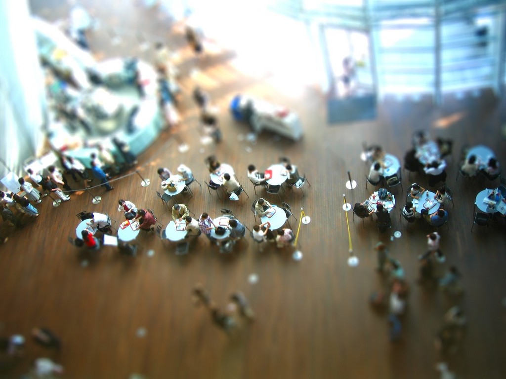 罗兰贝格：预计2014年汽车租赁市场规模约380亿元