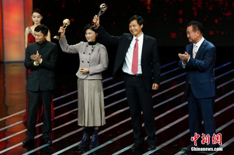 王健林“倒戈”：“放弃”小米雷军 支持格力？