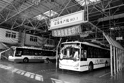 新能源汽车从“上马”到“上路”